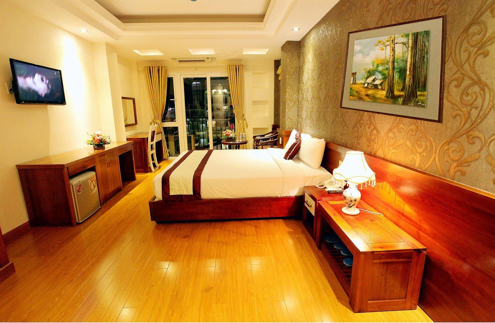 โรงแรมโกล์ดเด้น แซนด์ นา ตรัง ญาจาง ภายนอก รูปภาพ