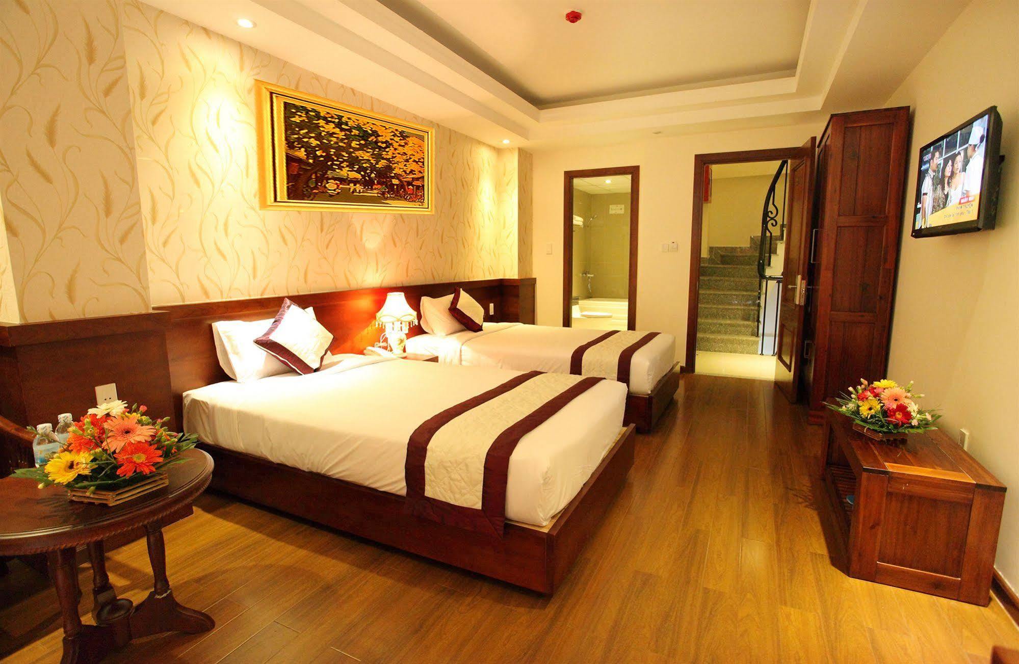 โรงแรมโกล์ดเด้น แซนด์ นา ตรัง ญาจาง ภายนอก รูปภาพ