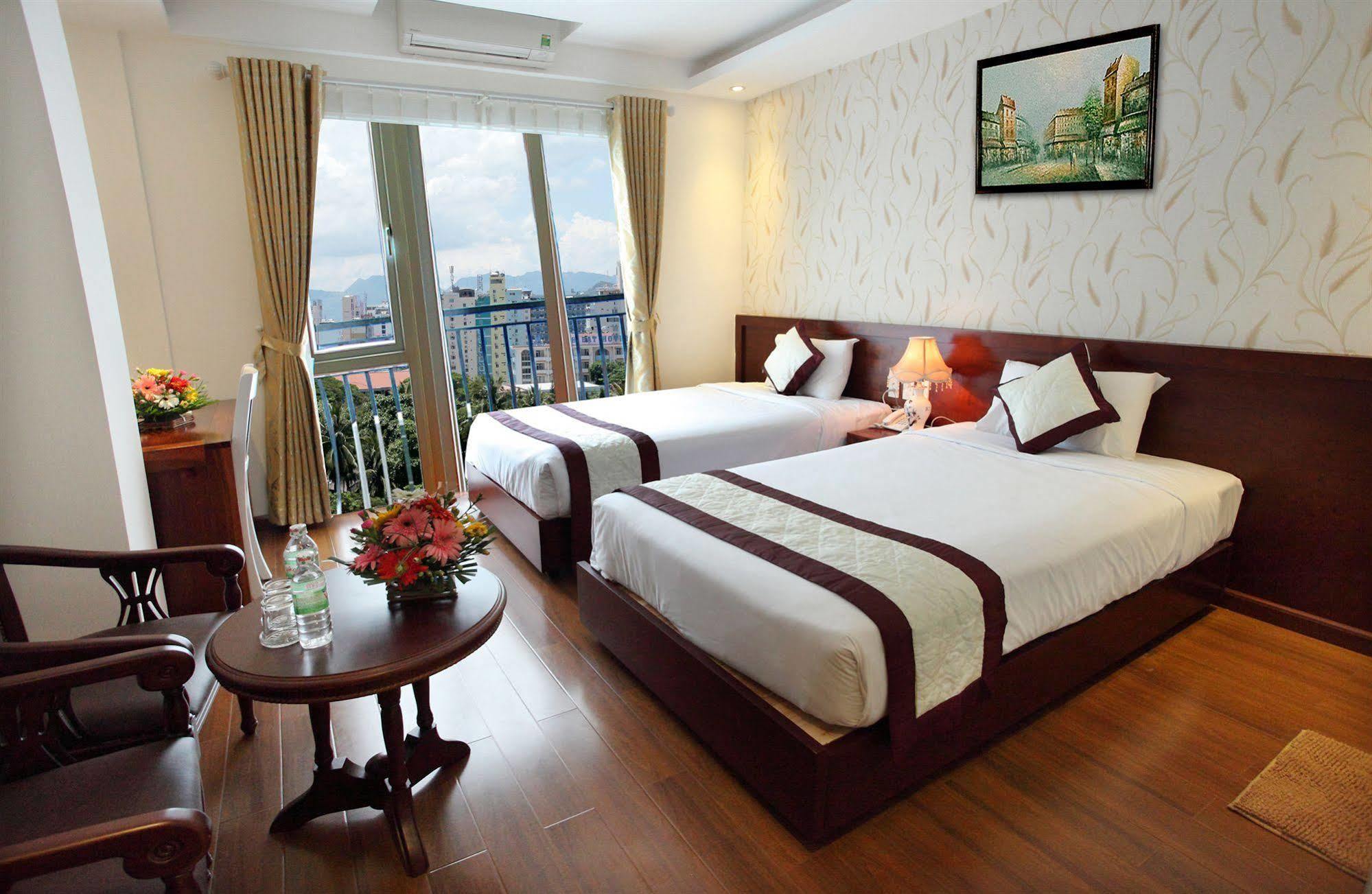 โรงแรมโกล์ดเด้น แซนด์ นา ตรัง ญาจาง ภายนอก รูปภาพ