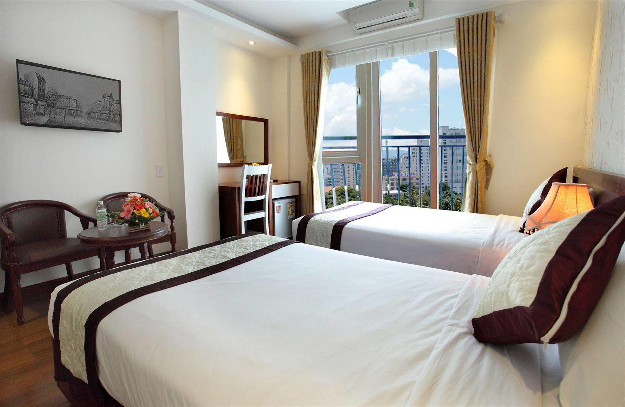 โรงแรมโกล์ดเด้น แซนด์ นา ตรัง ญาจาง ภายนอก รูปภาพ