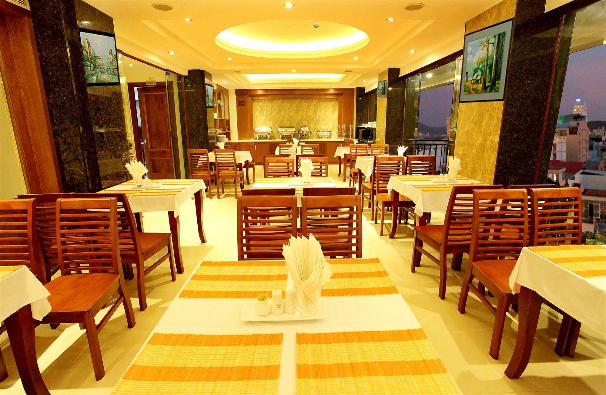 โรงแรมโกล์ดเด้น แซนด์ นา ตรัง ญาจาง ภายนอก รูปภาพ